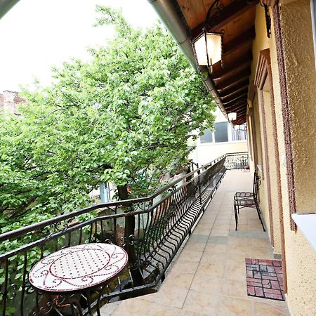 Apartments & Rooms Vienna Осиек Екстериор снимка